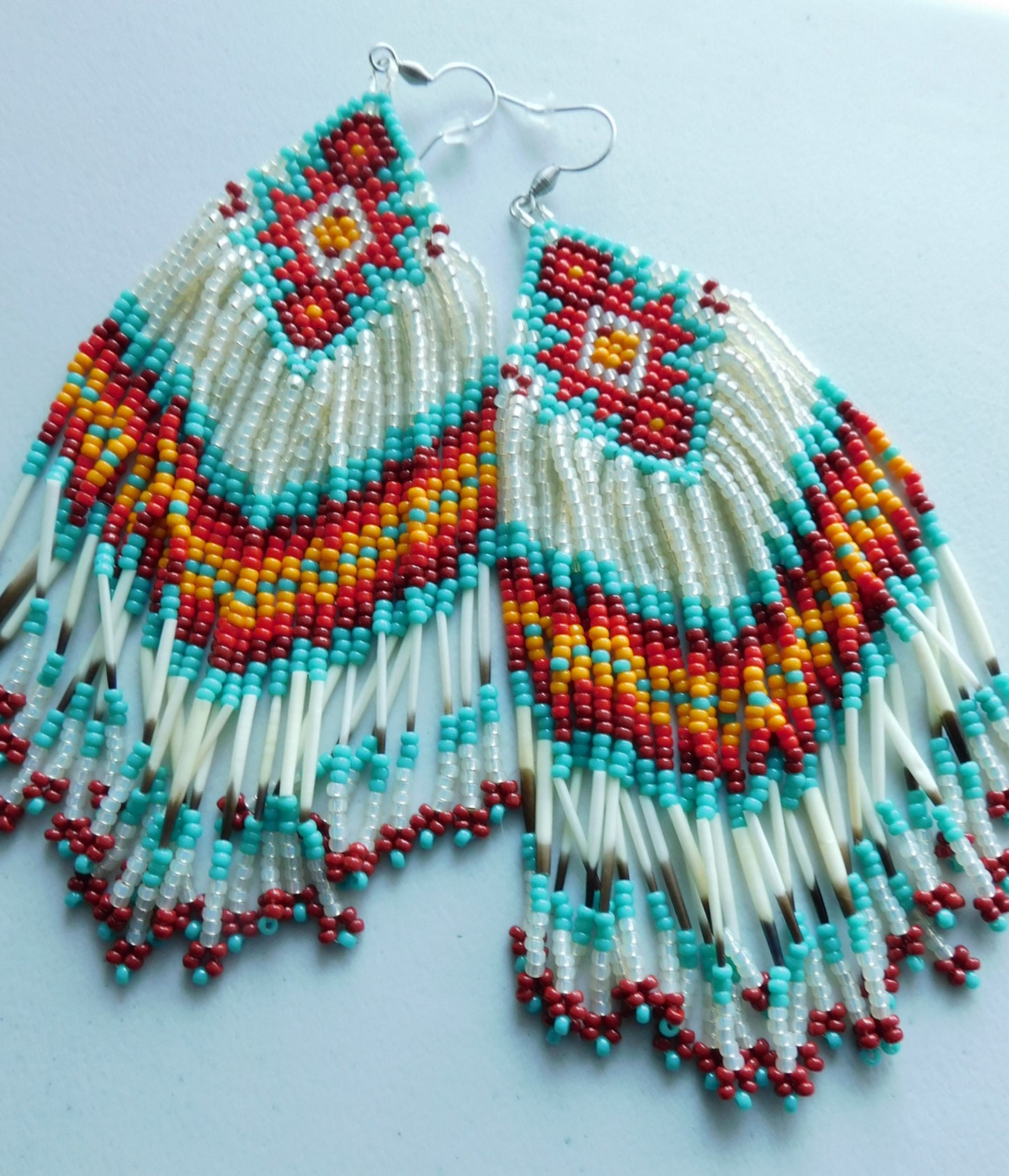 Boucles d'oreilles en verre, Épines de Porc-Épics, Bijou perlé, Faits à la main, Beige, Turquoise, Rouge, Cadeau de fête des mères, Unique