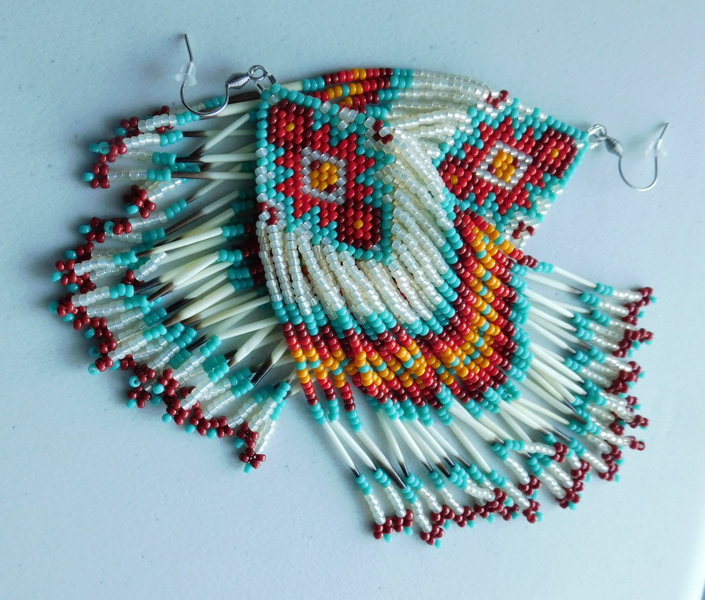 Boucles d'oreilles en verre, Épines de Porc-Épics, Bijou perlé, Faits à la main, Beige, Turquoise, Rouge, Cadeau de fête des mères, Unique